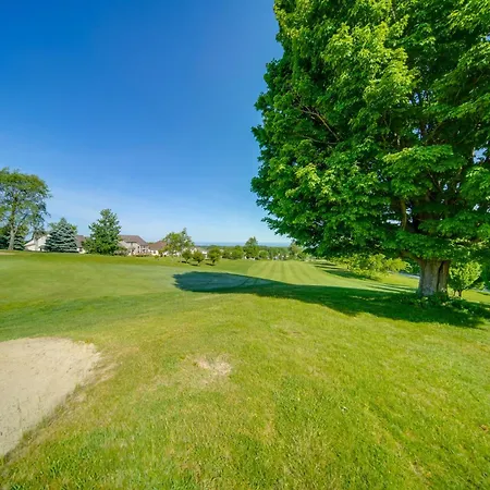 Erie Vacation Rental With Patio, Near Golf Course!